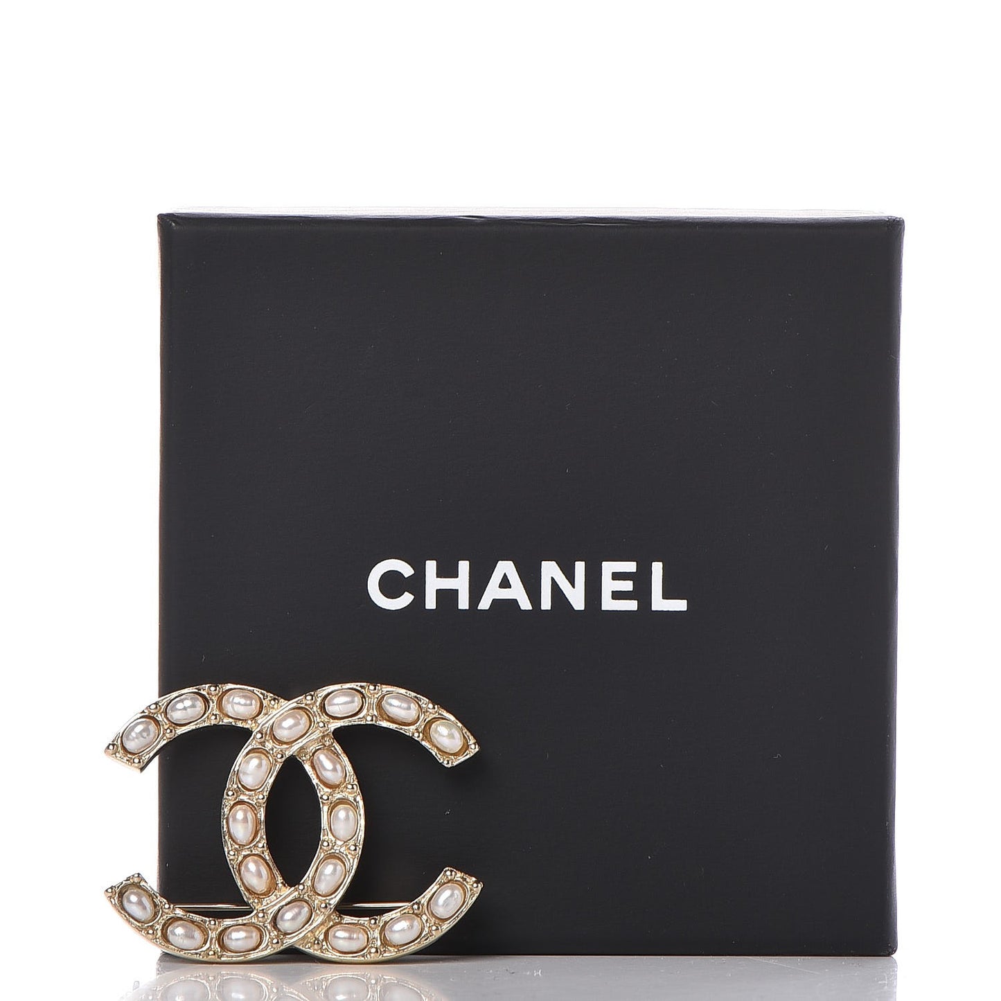 Pearl Studded CC Brooch Pin