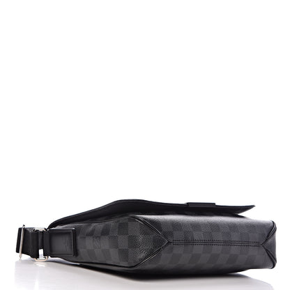 Louis Vuitton Damier Graphite District PM 4 of 9