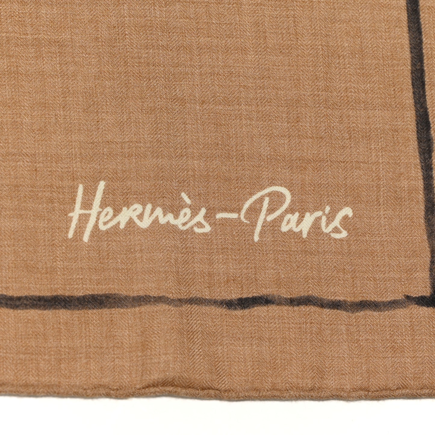 Cashmere Silk Libre Comme Pegase Shawl 140 Caramel Creme Black
