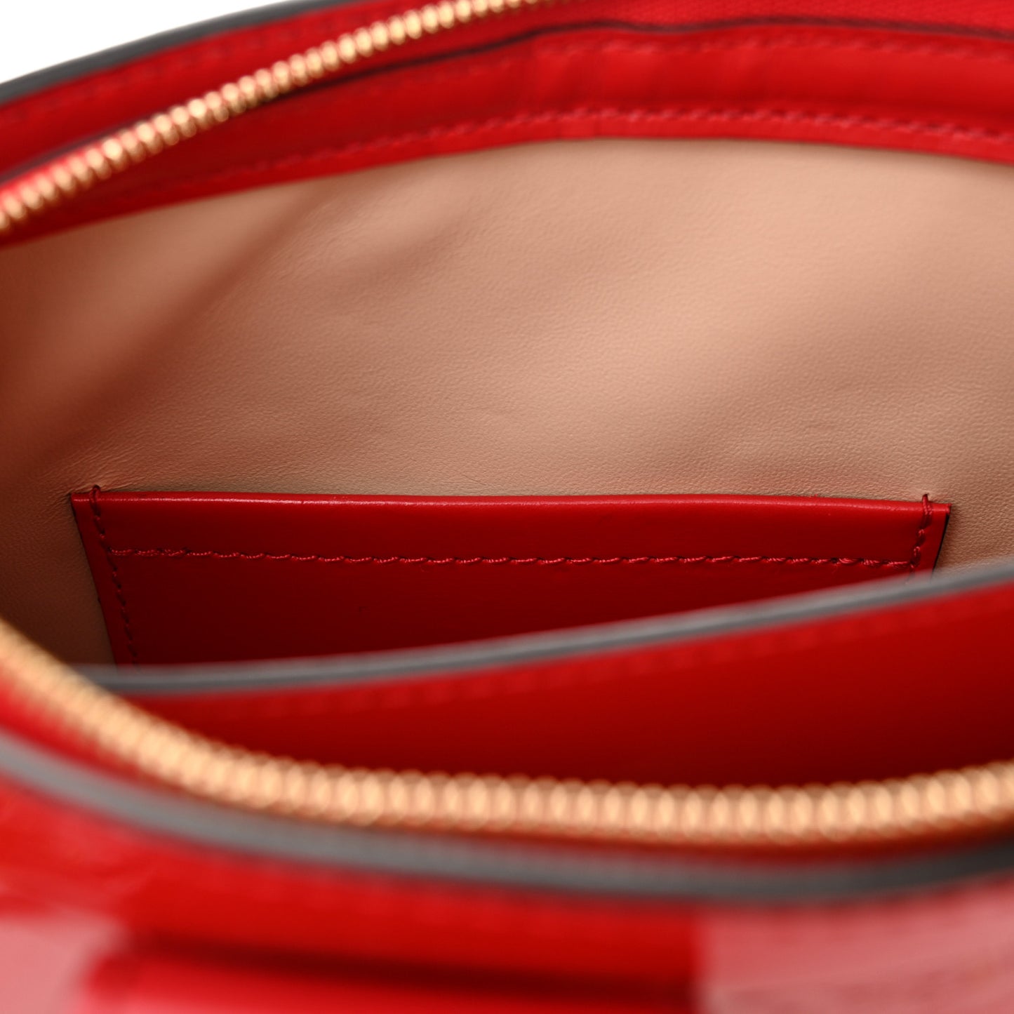 Vernis Trunk Clutch Cherry