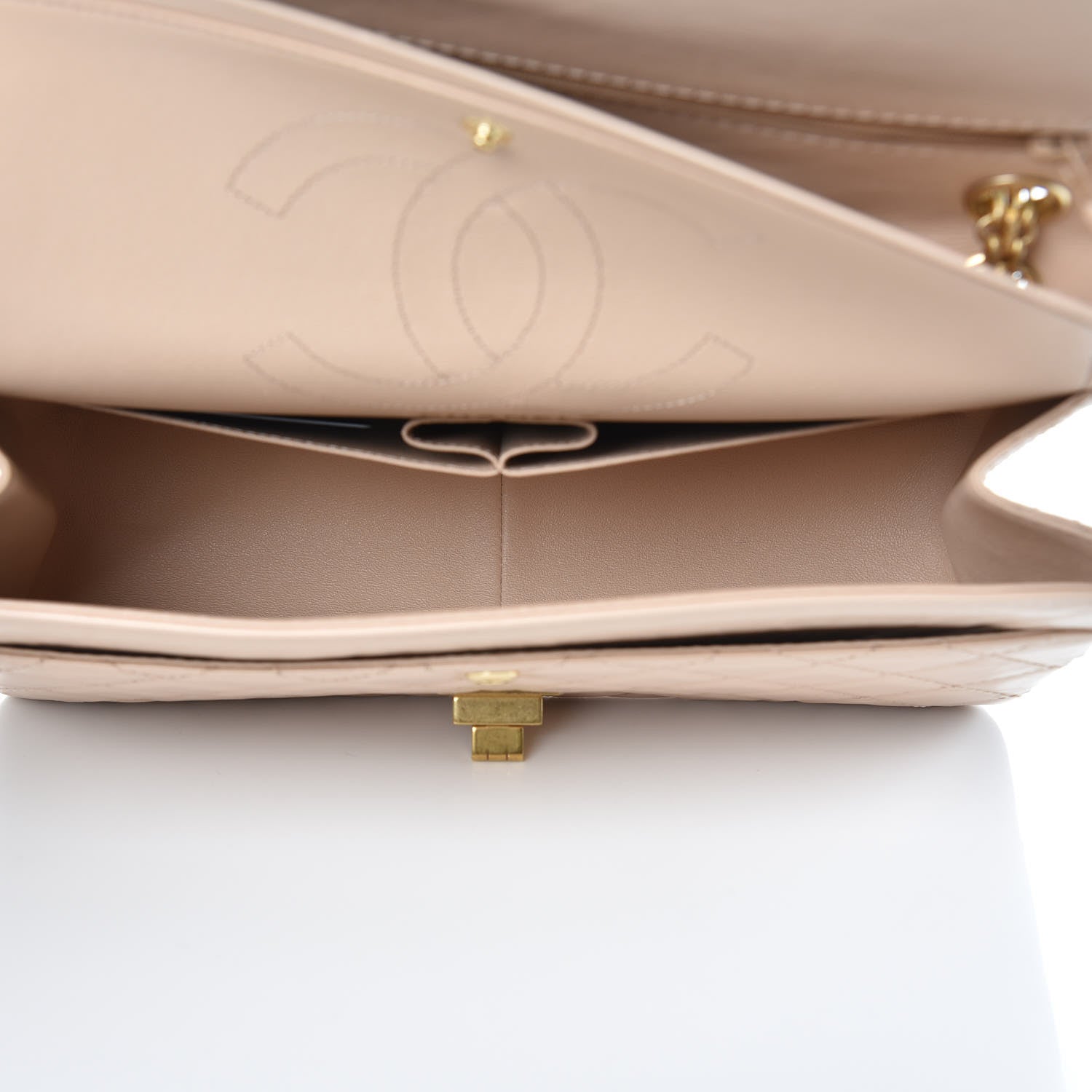 Chanel Aged Calfskin Quilted 2.55 Reissue 226 Flap Light Beige 5 of 10