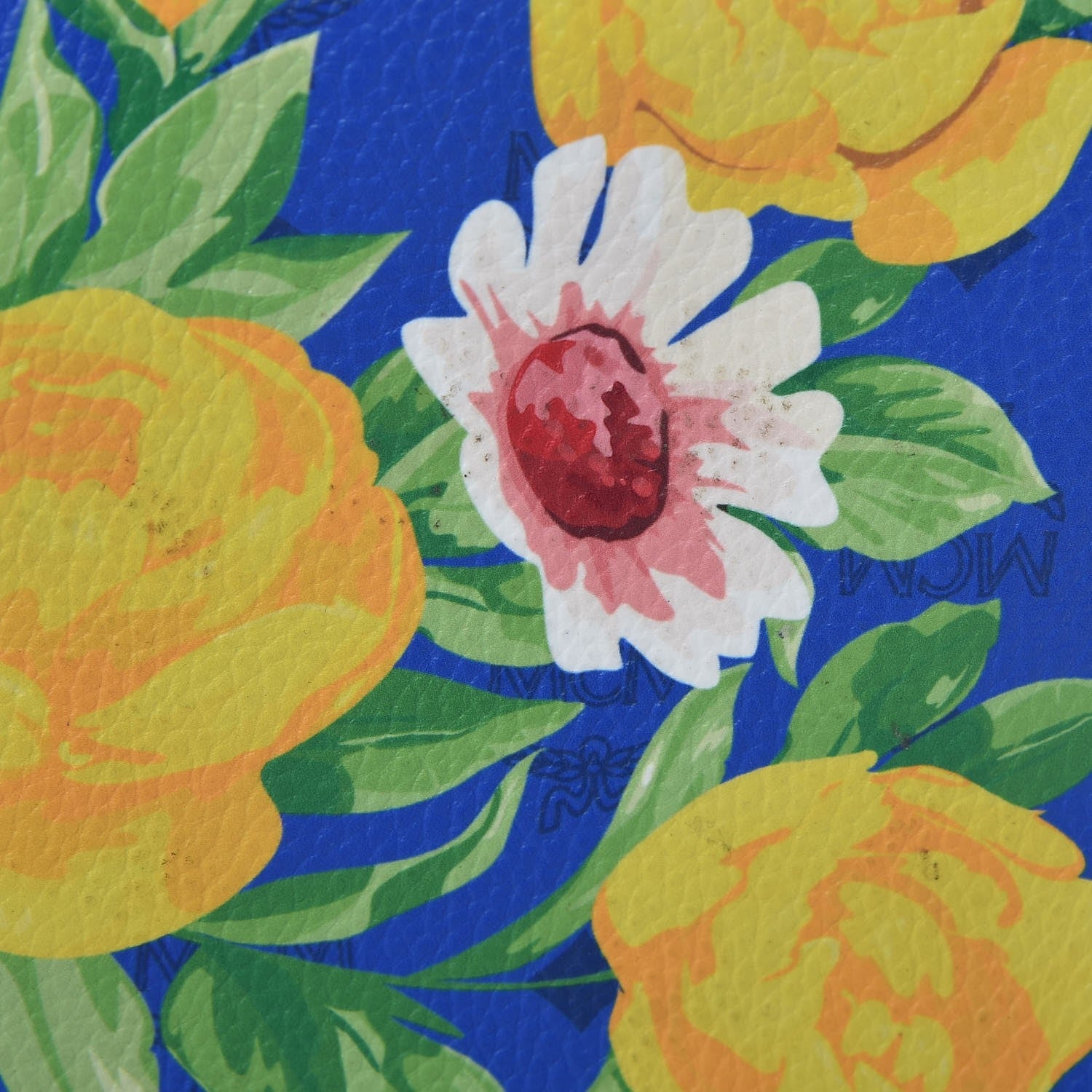 MCM Visetos Flower Print Pouch Multicolor 7 of 9