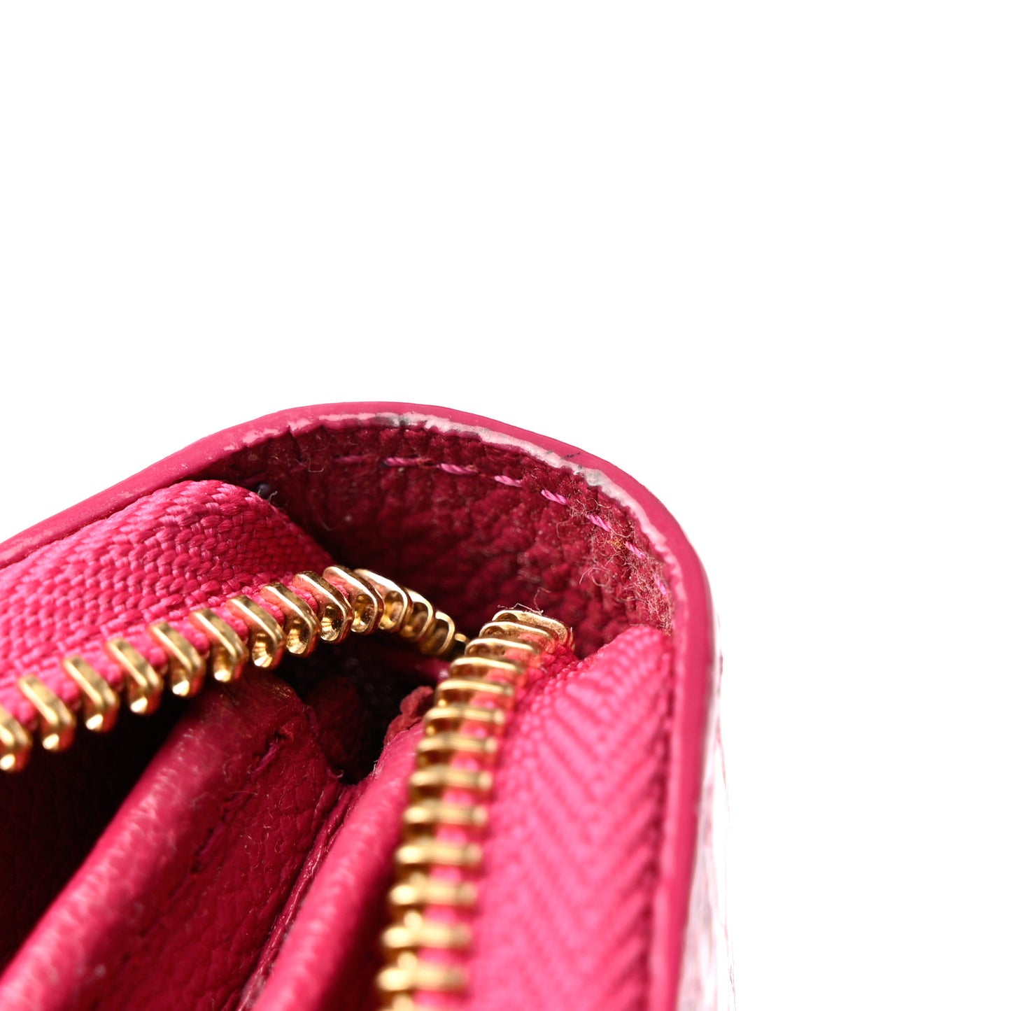 Crocodile Zippy Wallet Fuchsia
