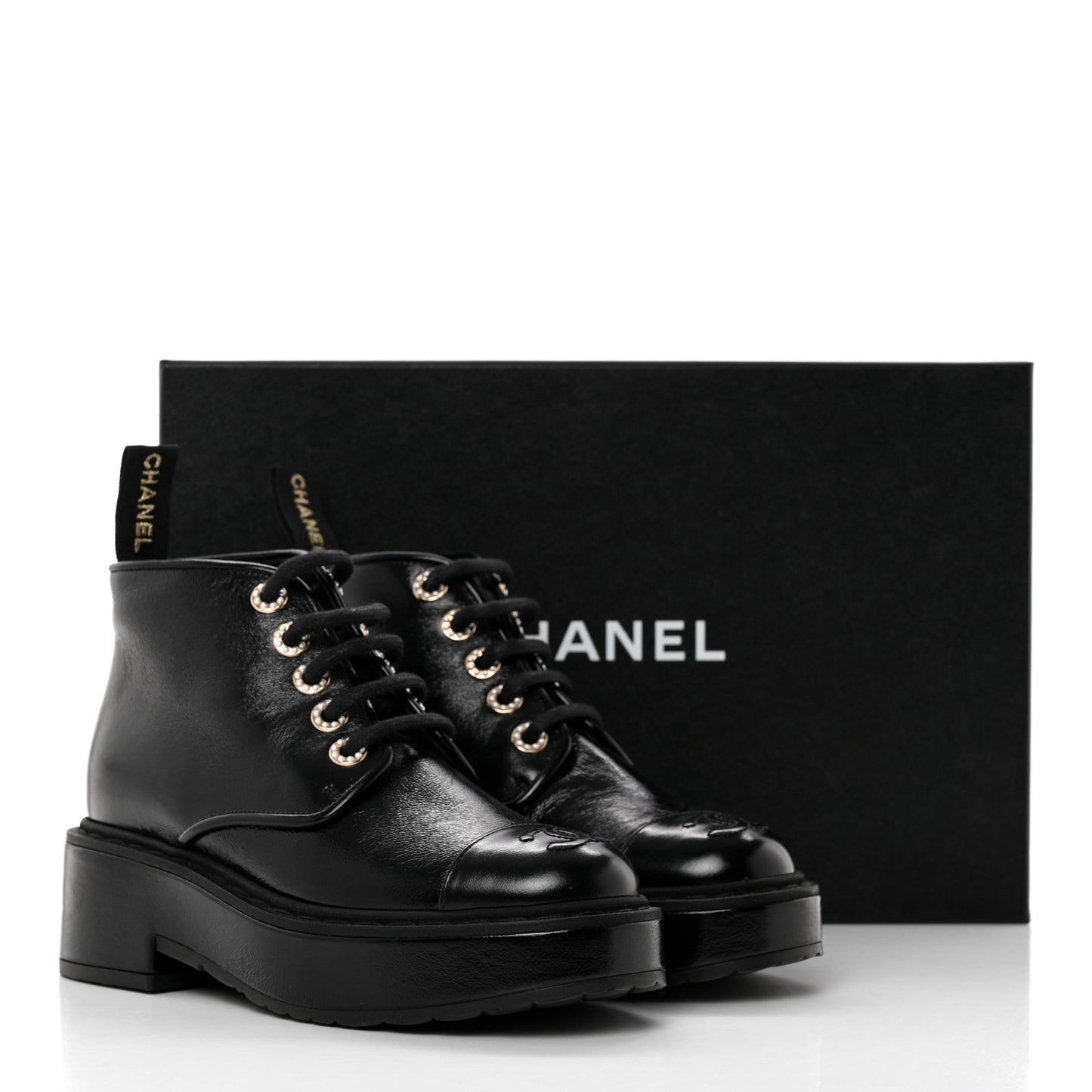 Shiny Calfskin Pearl Lace Up Combat Short Boots 35 Black