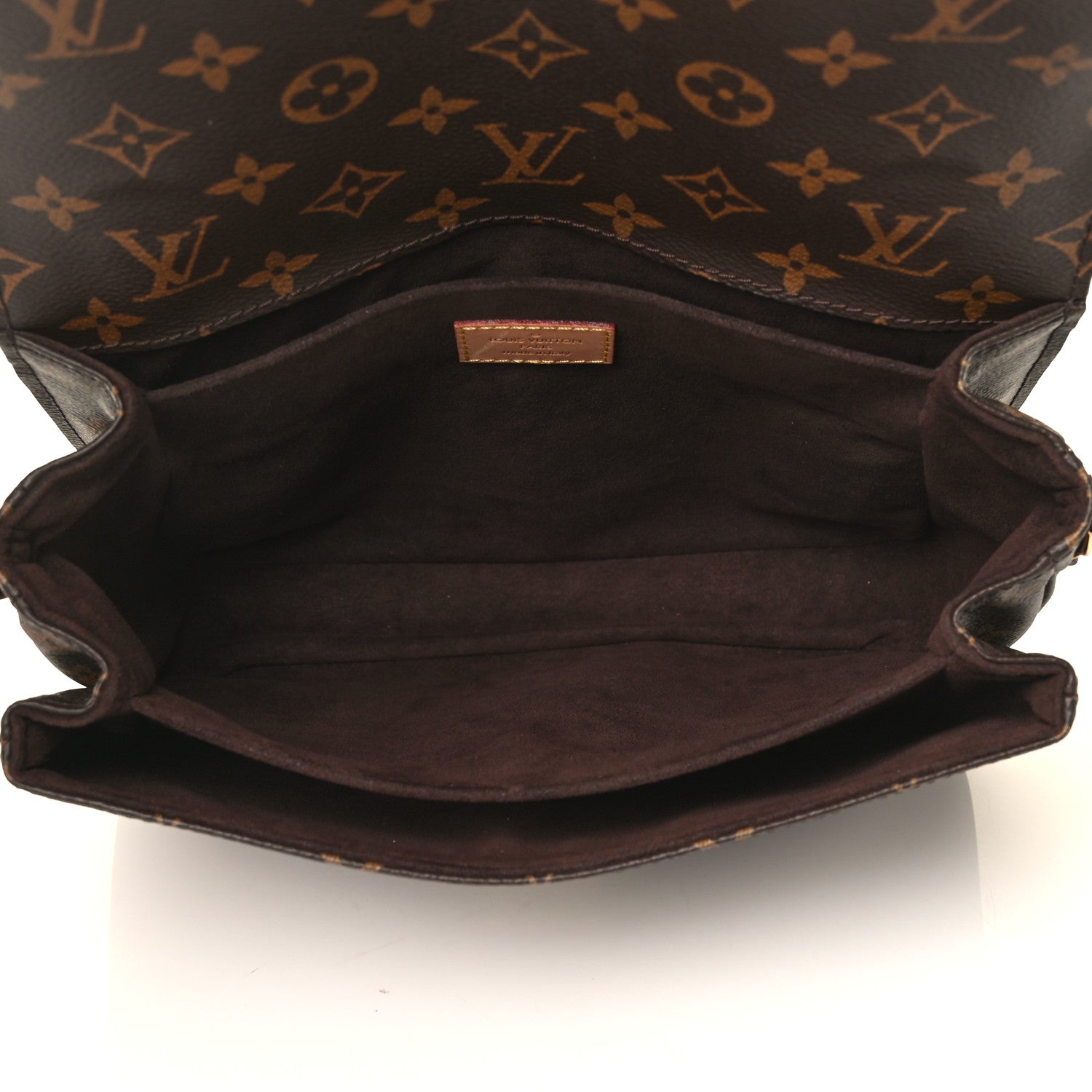 Louis Vuitton Monogram Pochette Metis 4 of 4