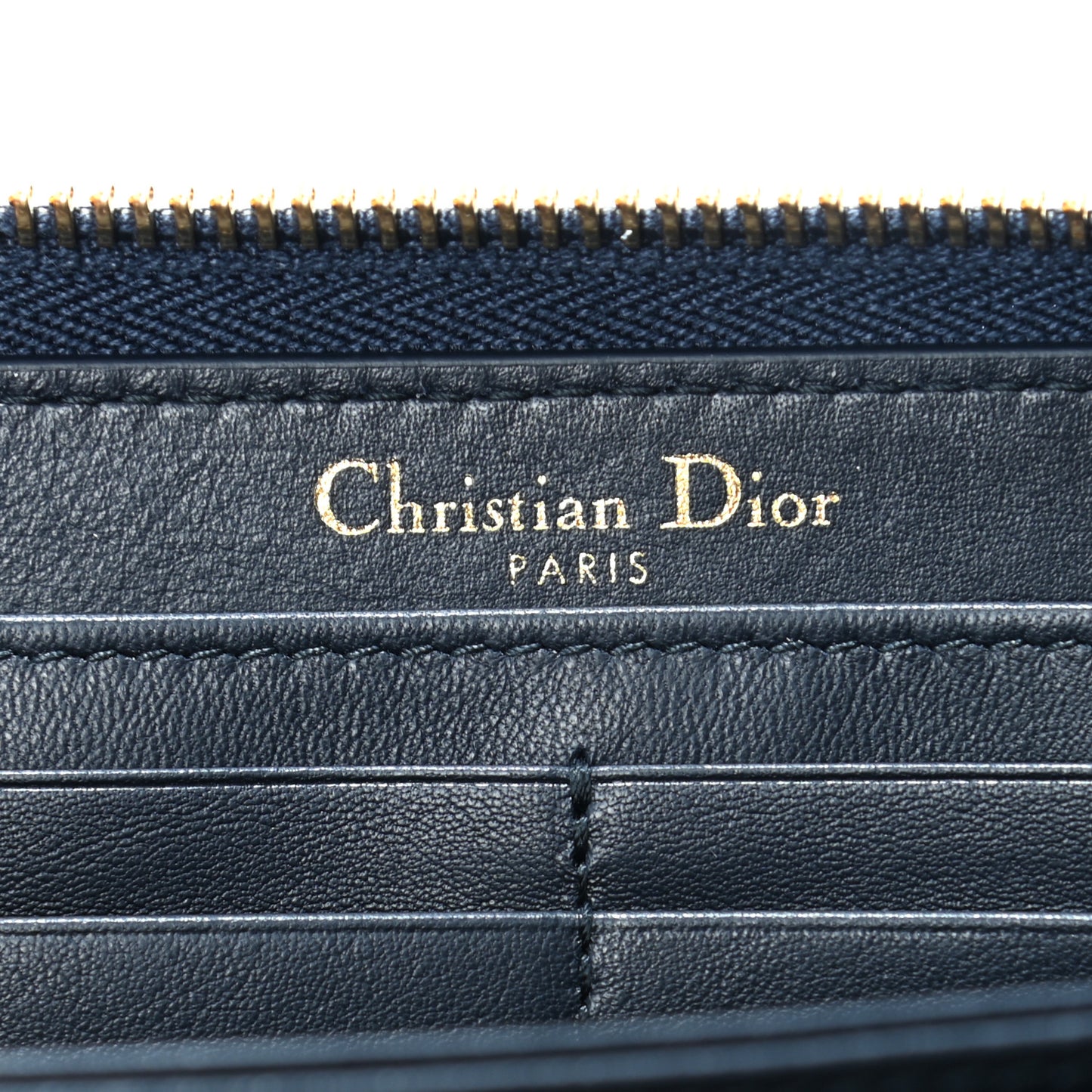 Oblique 30 Montaigne Zip Around Wallet Blue