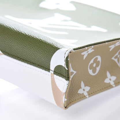 Louis Vuitton Monogram Giant Toiletry Pouch 26 Kaki 6 of 10