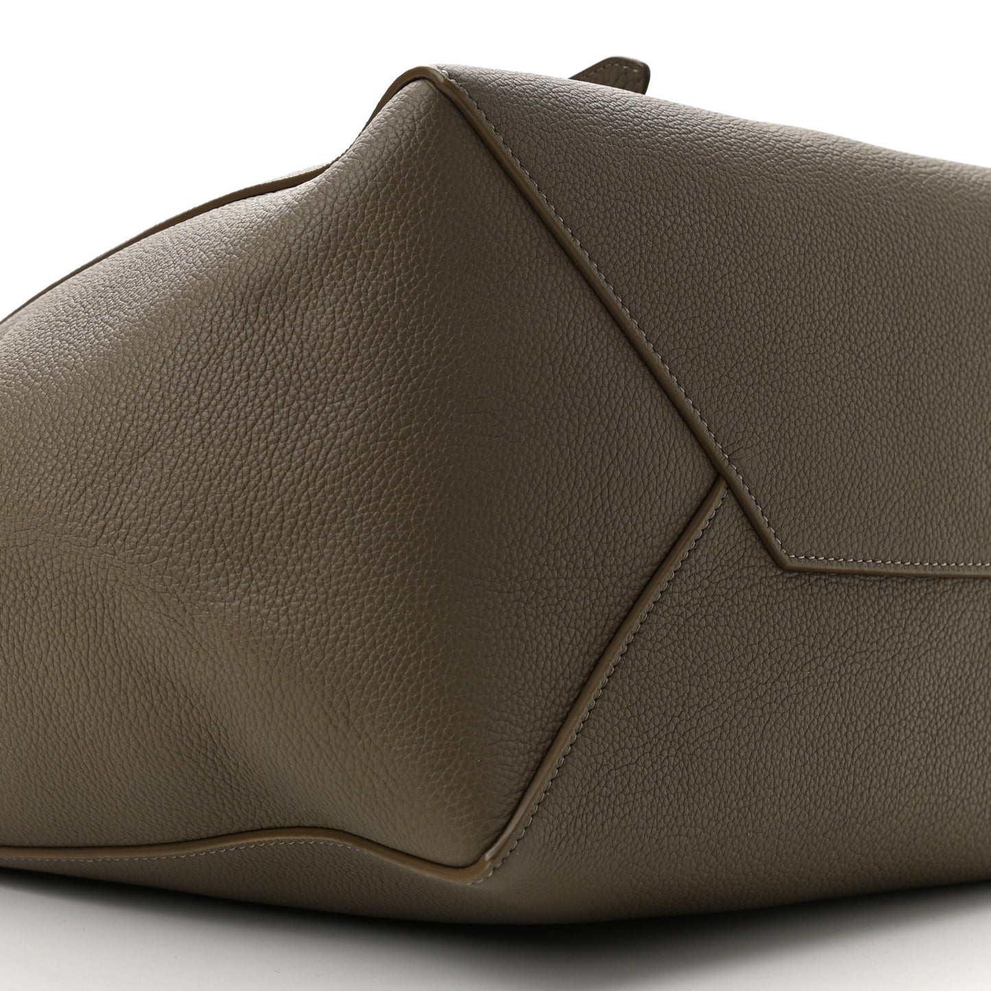Soft Grained Calfskin Small Belt Cabas Phantom Taupe
