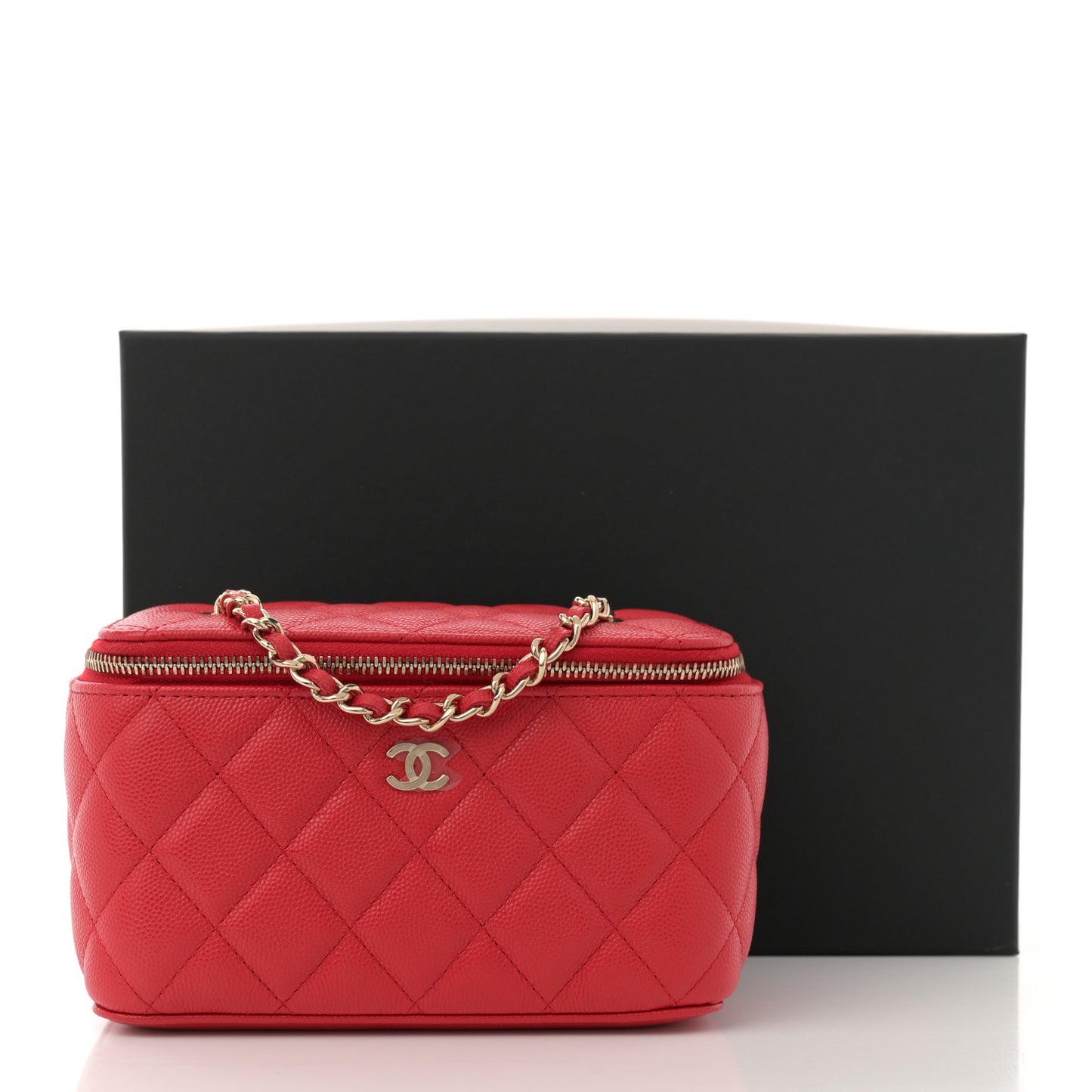 Caviar Quilted Small Vanity Case With Chain Red