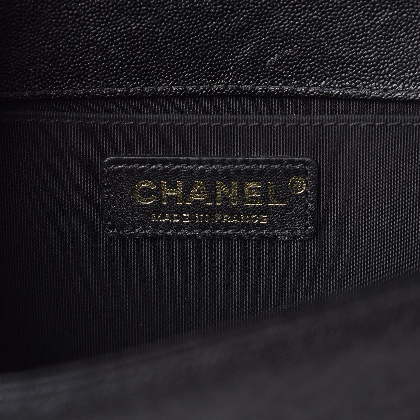 Caviar Chevron Quilted Medium Boy Flap Black