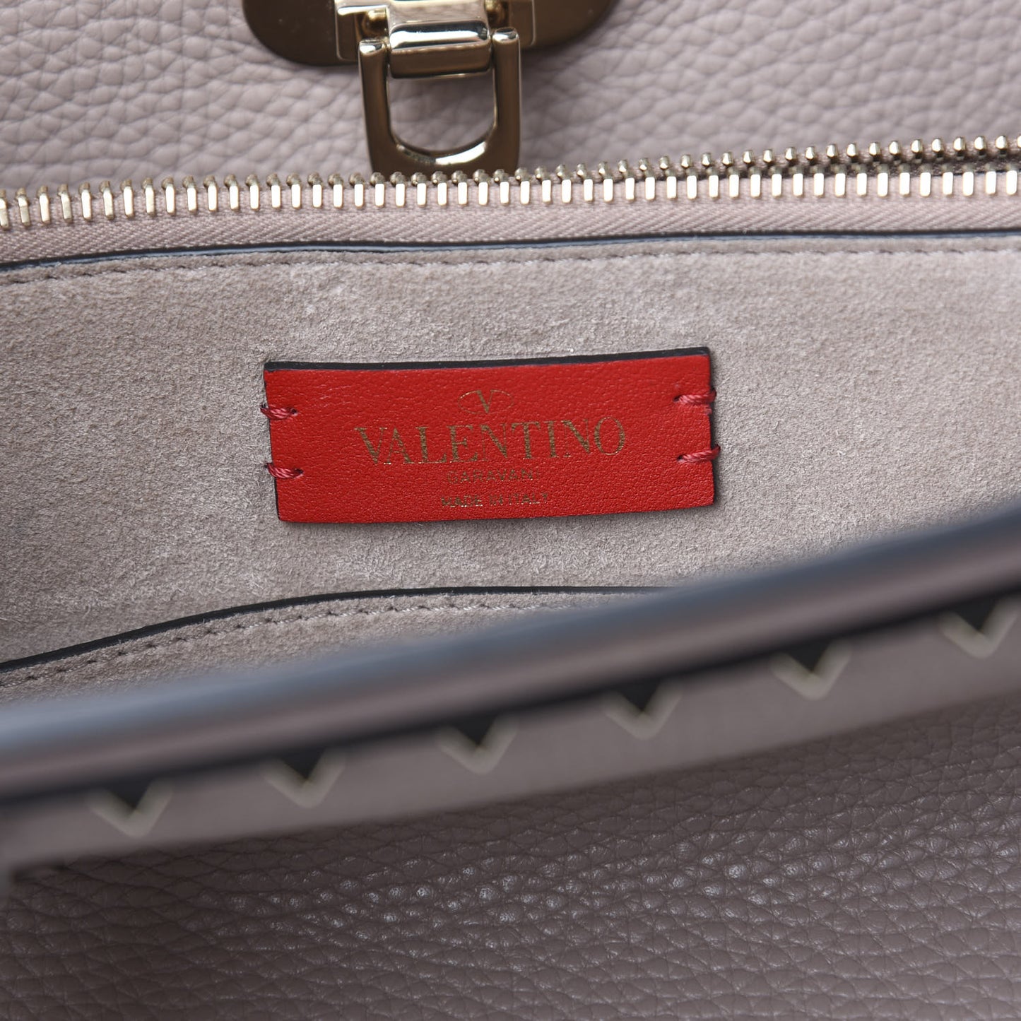 Grained Calfskin Rockstud Tote Poudre