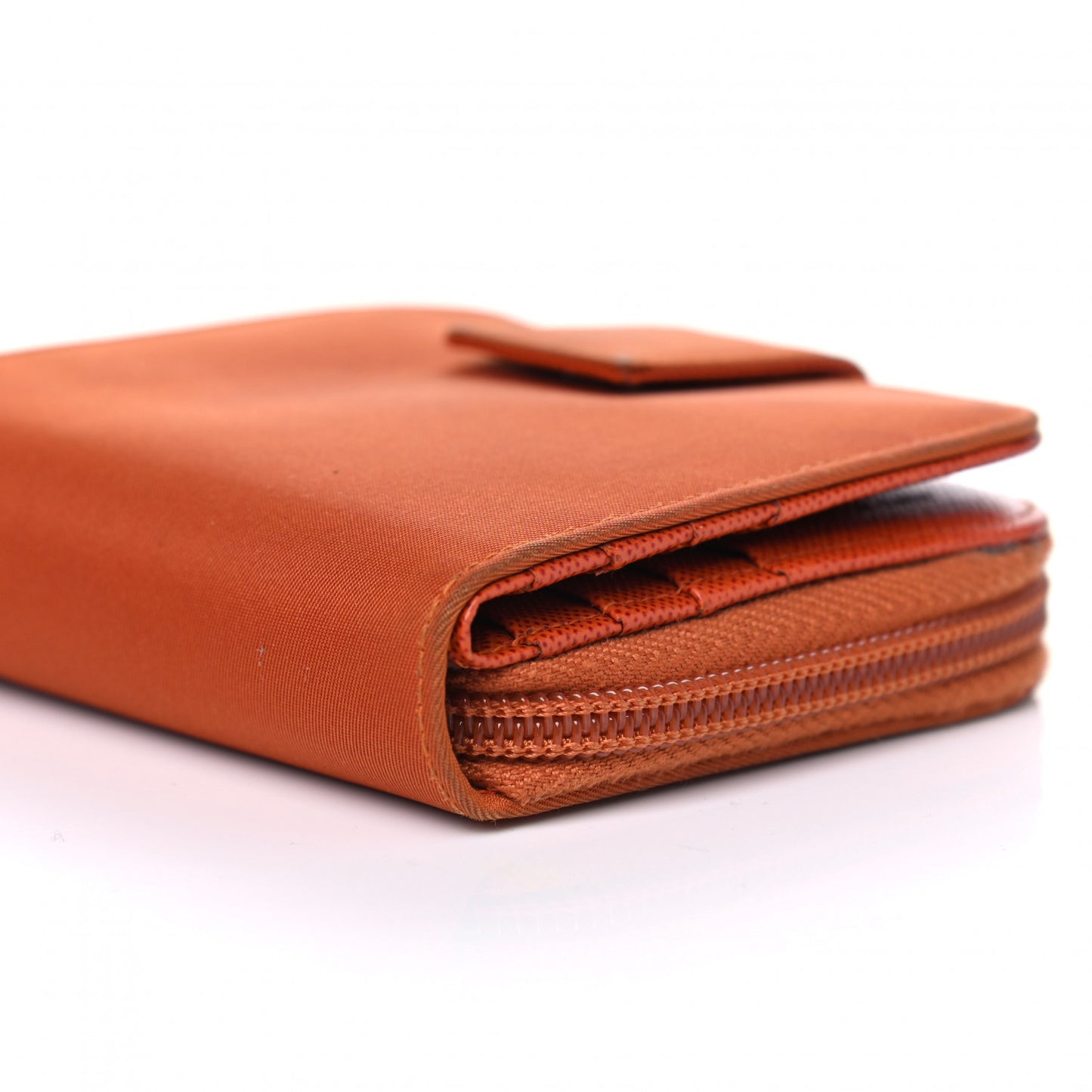 Tessuto Nylon Compact Zip Around Wallet Arancio