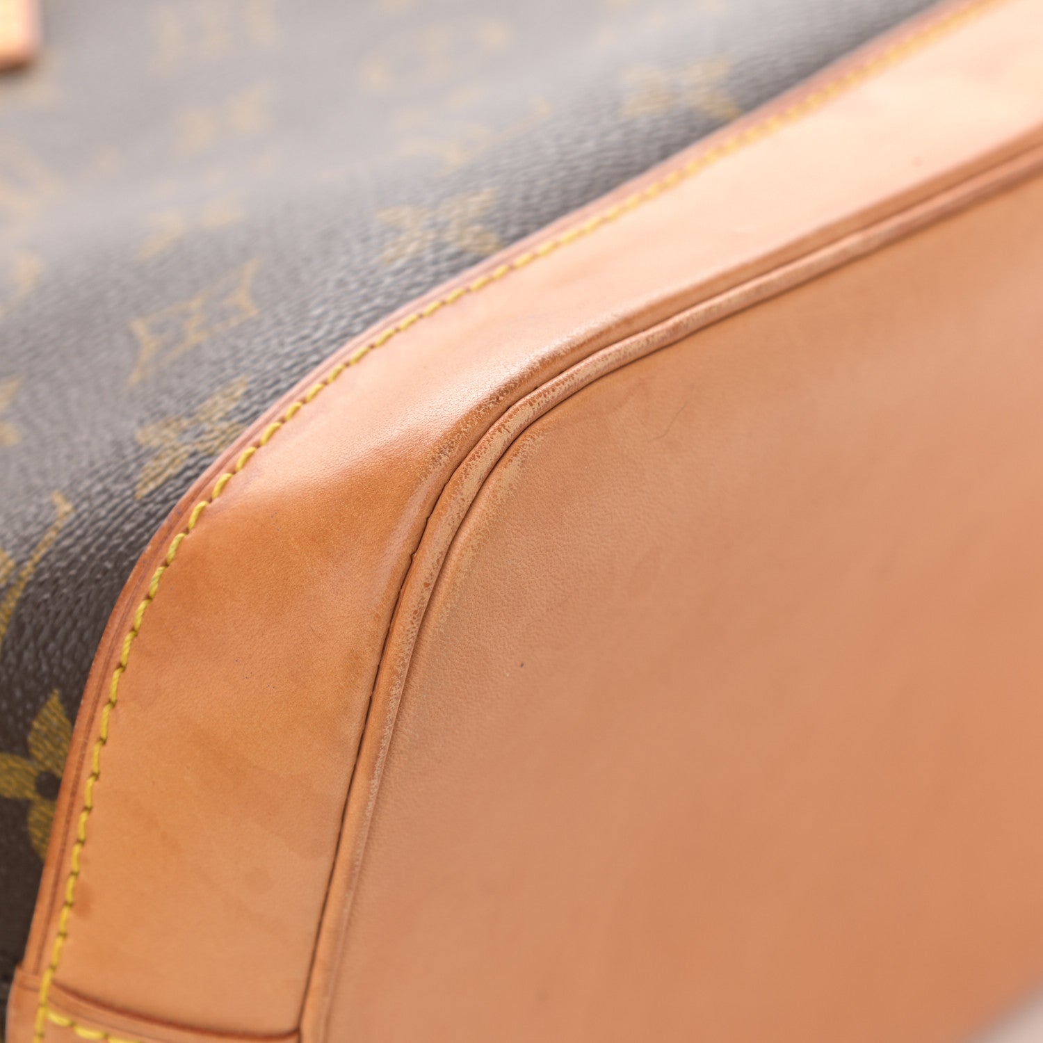 Louis Vuitton Monogram Alma PM 9 of 13