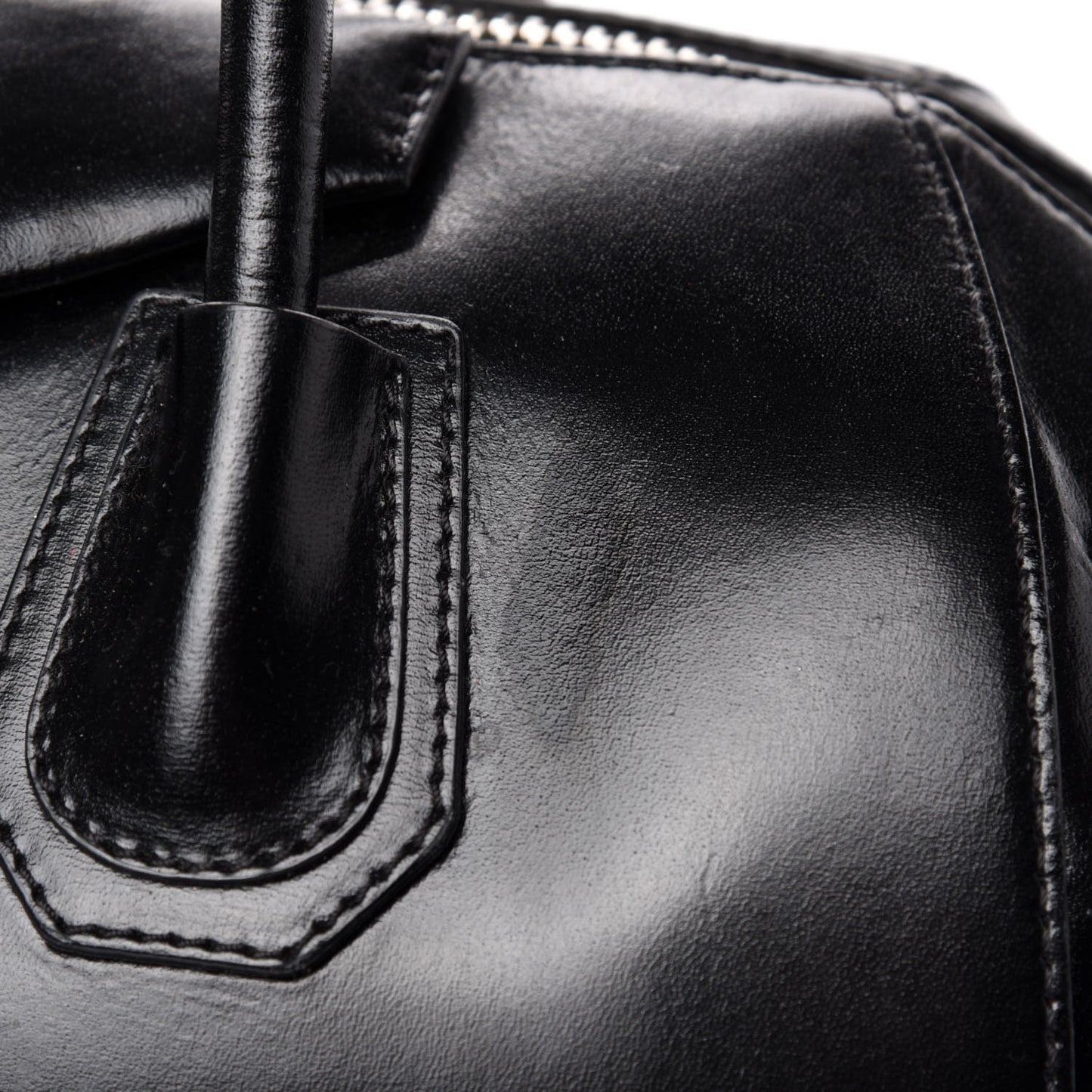 Shiny Lord Calfskin Medium Antigona Black
