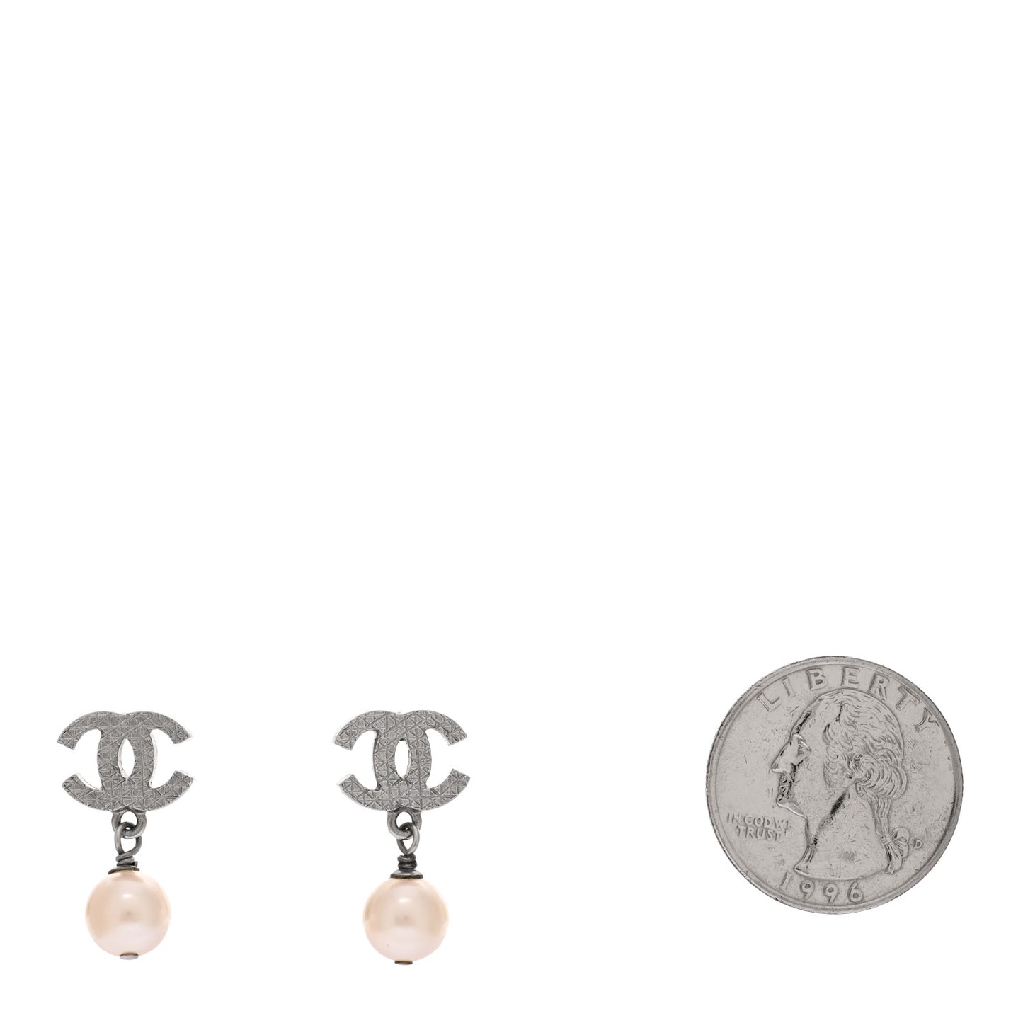 Pearl CC Drop Earrings Silver