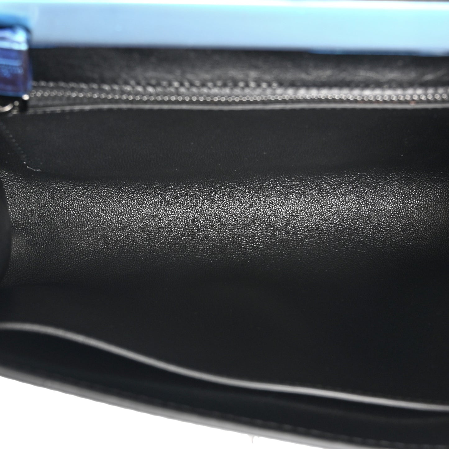 Crinkled Calfskin Vlogo Locker Shoulder Bag Black