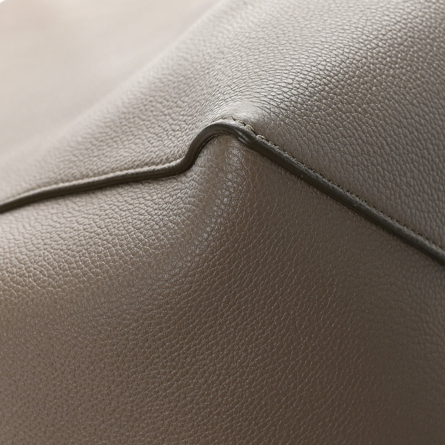 Soft Grained Calfskin Medium Belt Cabas Phantom Taupe