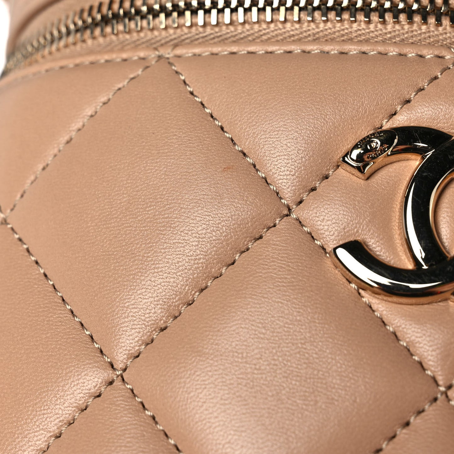 Lambskin Quilted Trendy Vanity Case Beige