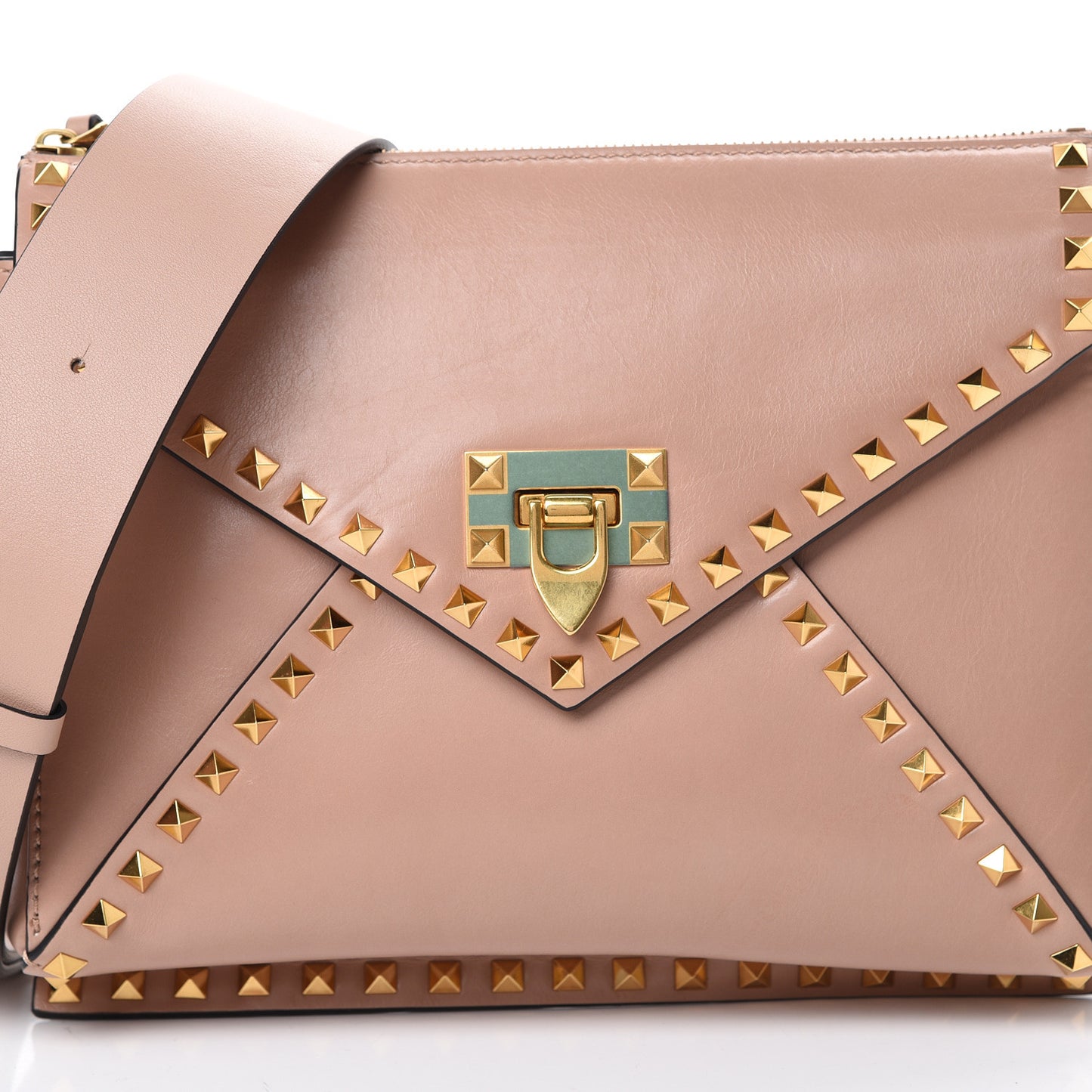 Vitello Rockstud Hype Shoulder Bag Rose Cannelle