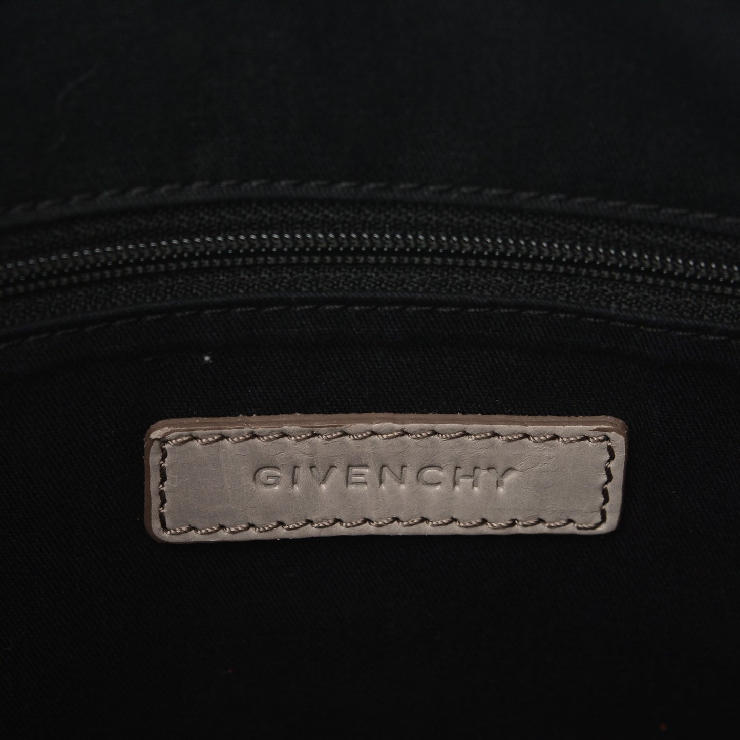 Smooth Calfskin Medium Antigona Grey