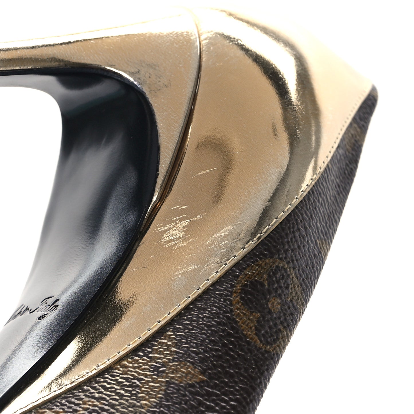 Monogram Cherie Pumps 39 Gold