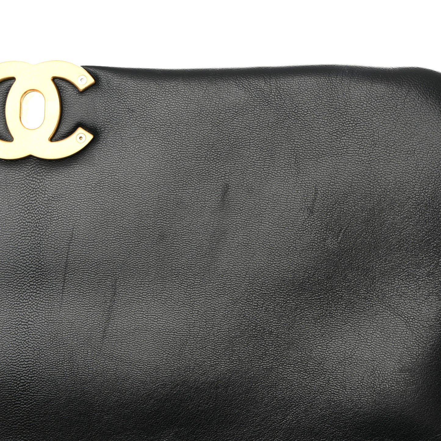 Lambskin Quilted Maxi Chanel 19 Flap Black