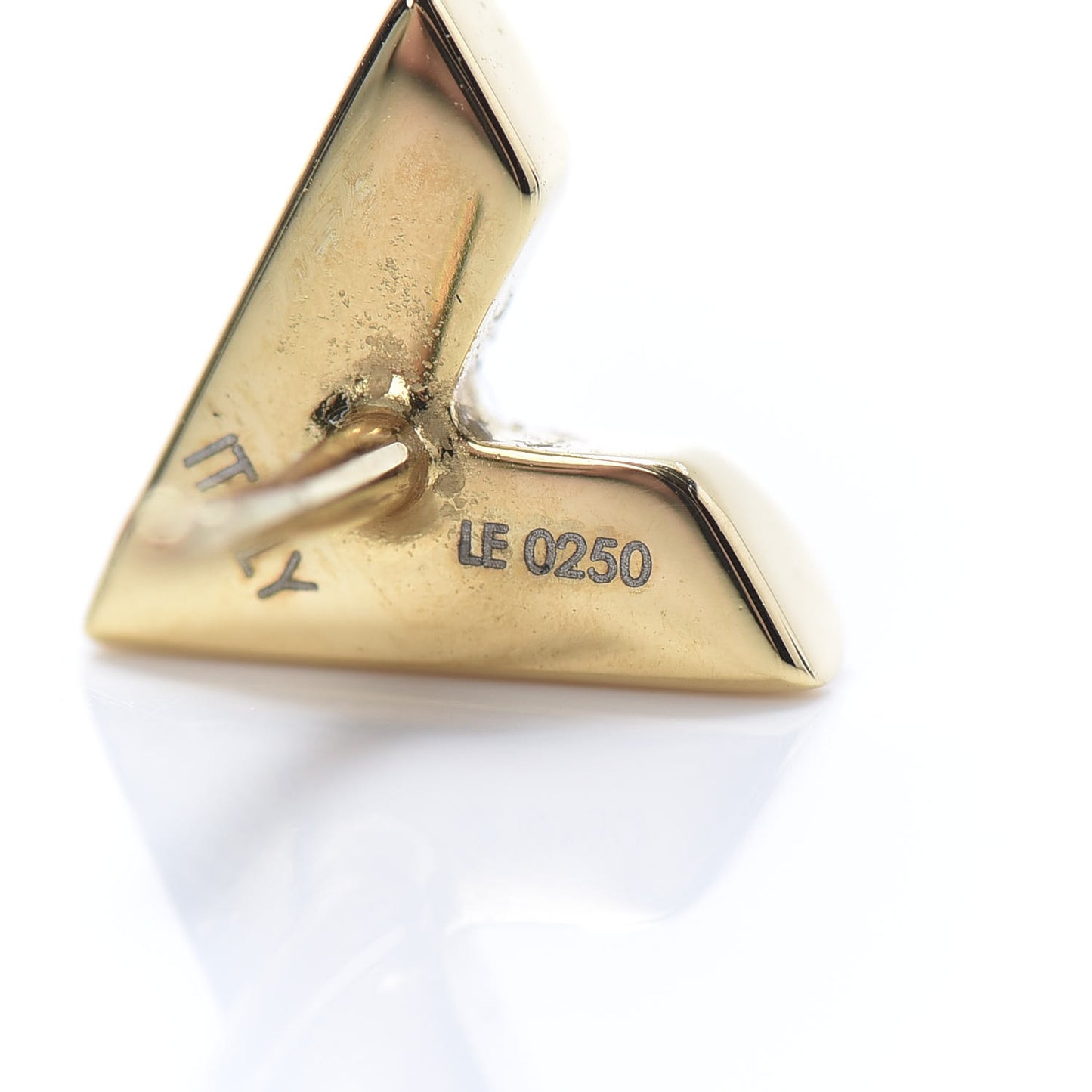 Brass Essential V Stud Earrings Gold