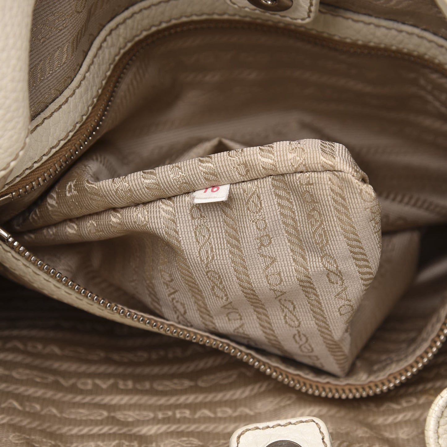 Vitello Daino Hobo Bianco