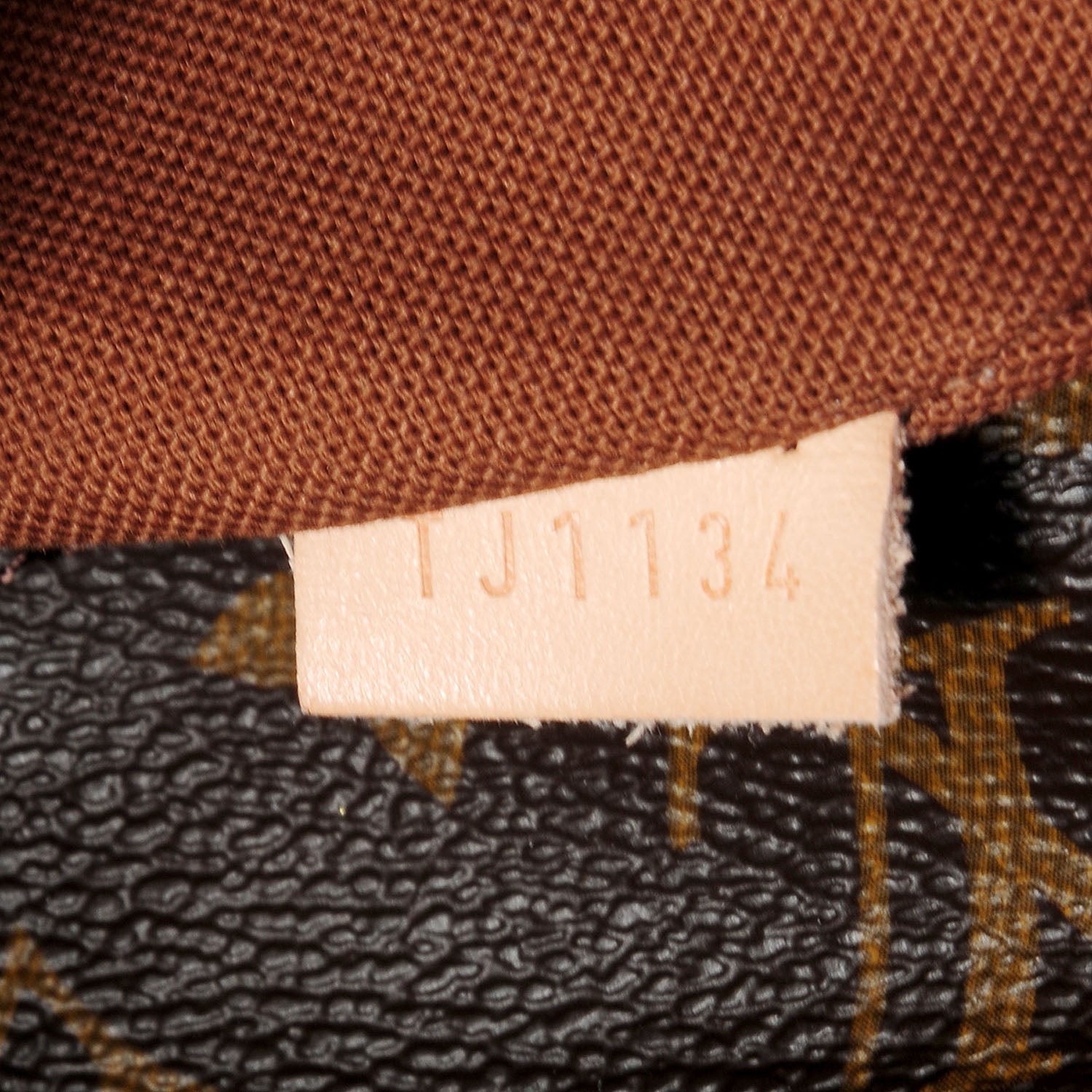 Louis Vuitton Monogram Sully MM 8 of 8