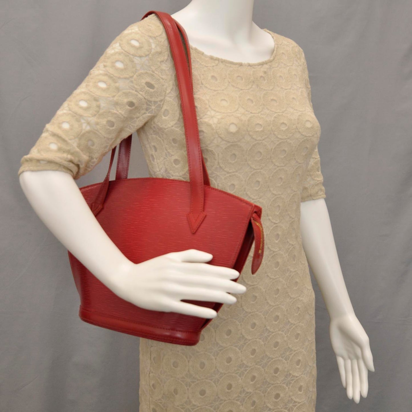 Epi Saint Jacques PM Long Straps Red