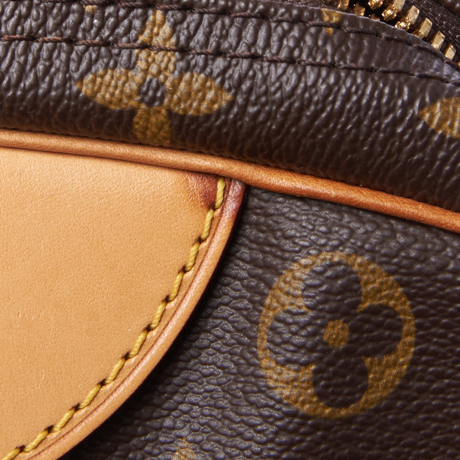 Louis Vuitton Monogram Alize 24 Heures Luggage 11 of 12