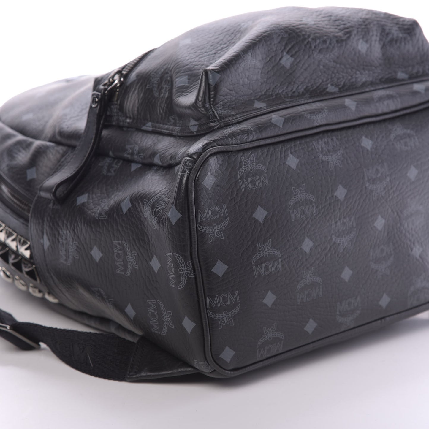 Visetos Studded Medium Backpack Black