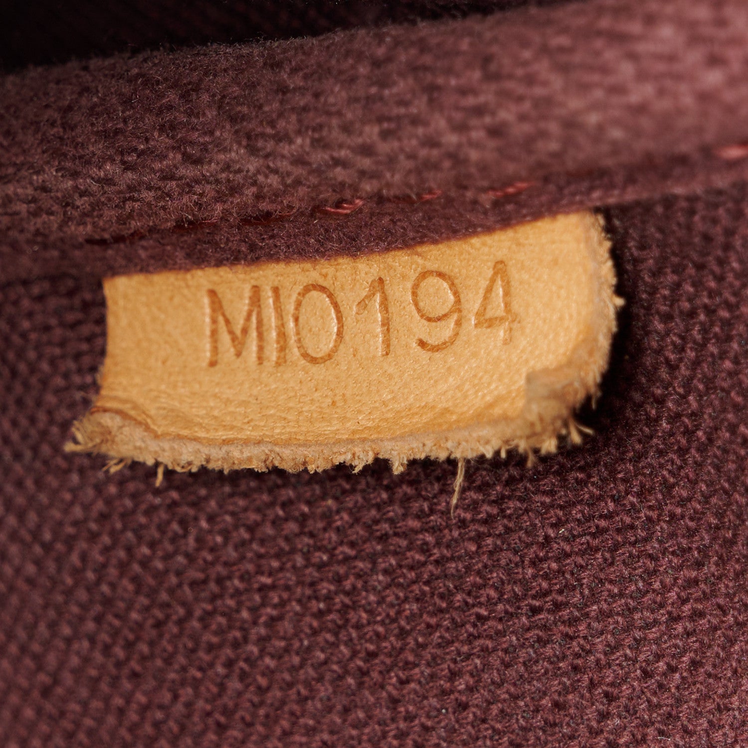 Louis Vuitton Monogram Favorite MM 7 of 12