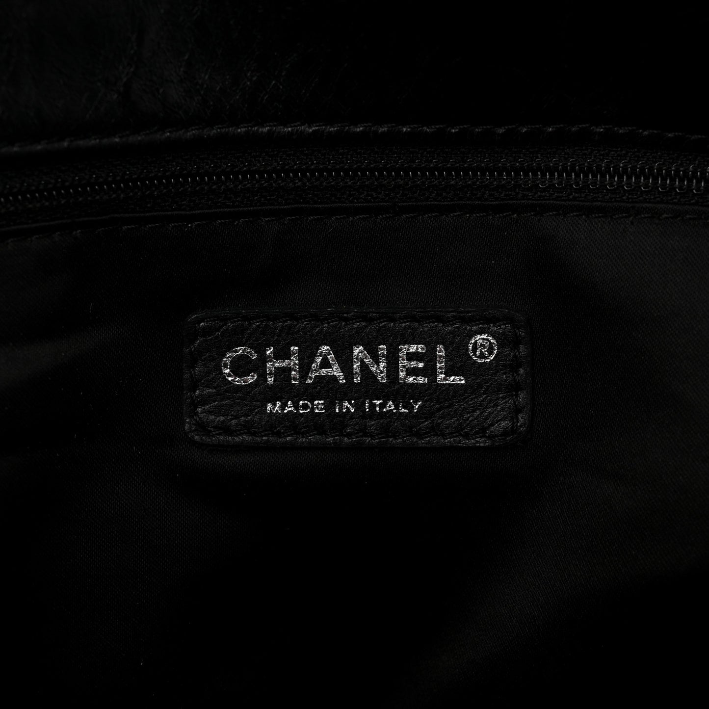 Glazed Calfskin Twisted Maxi Flap Black