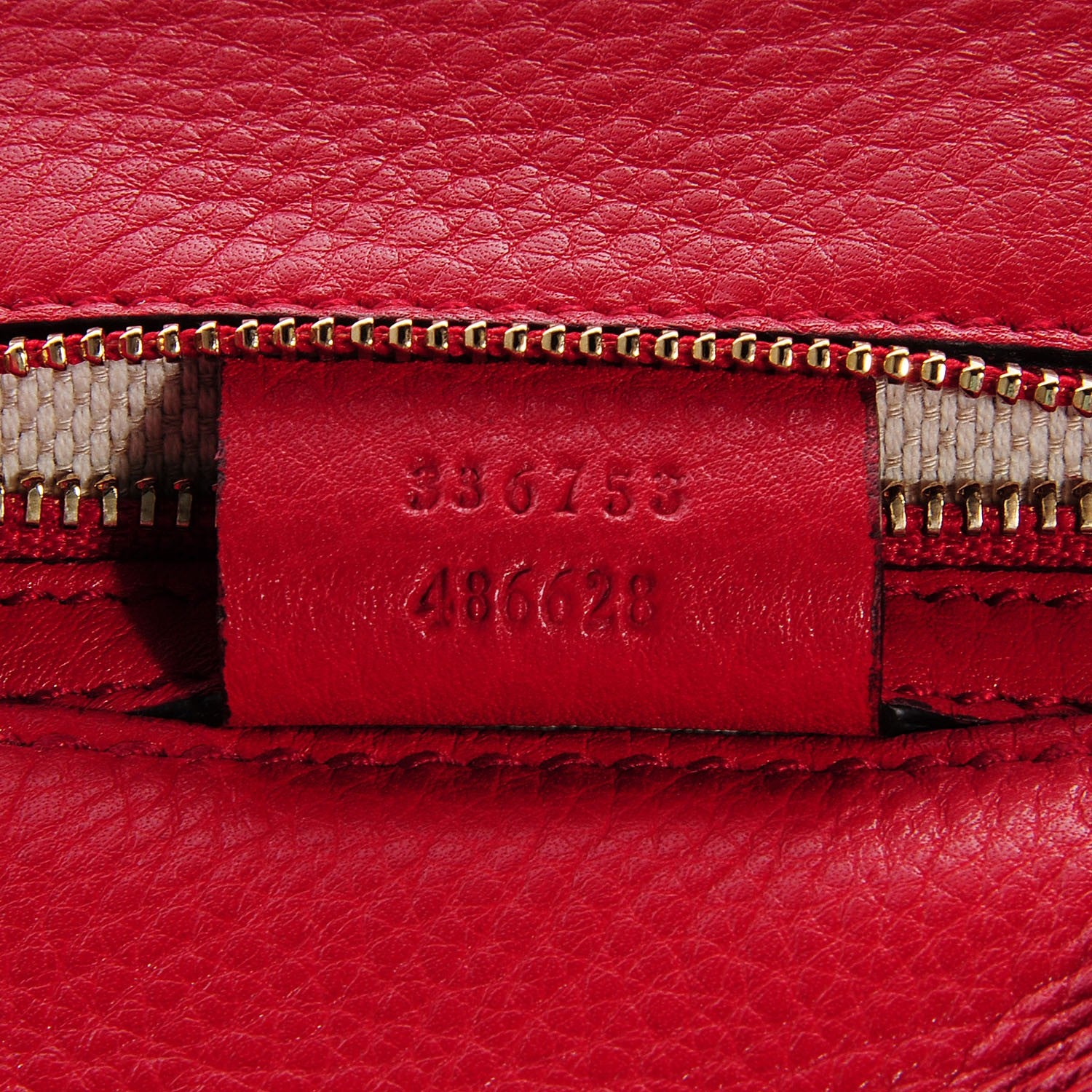 Gucci Pebbled Calfskin Medium Soho Clutch Red 7 of 9