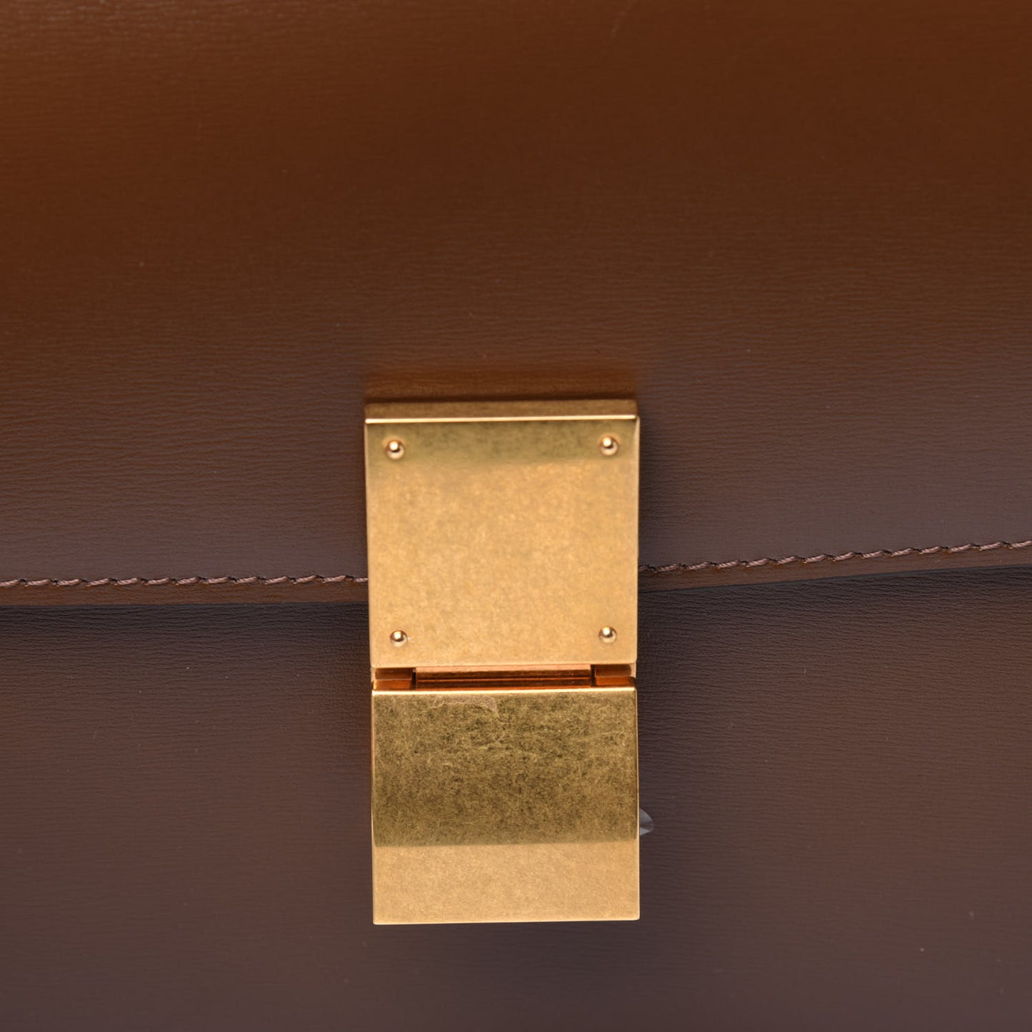 Box Calfskin Medium Classic Box Flap Bag Camel