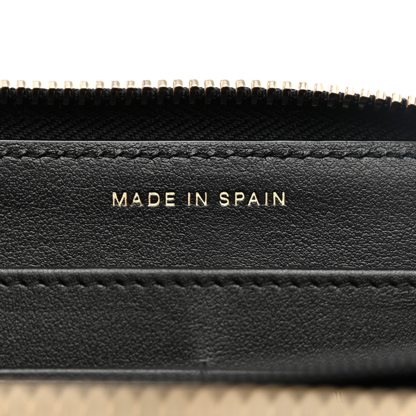 Caviar Quilted Filigree Zip Around Wallet Beige Black