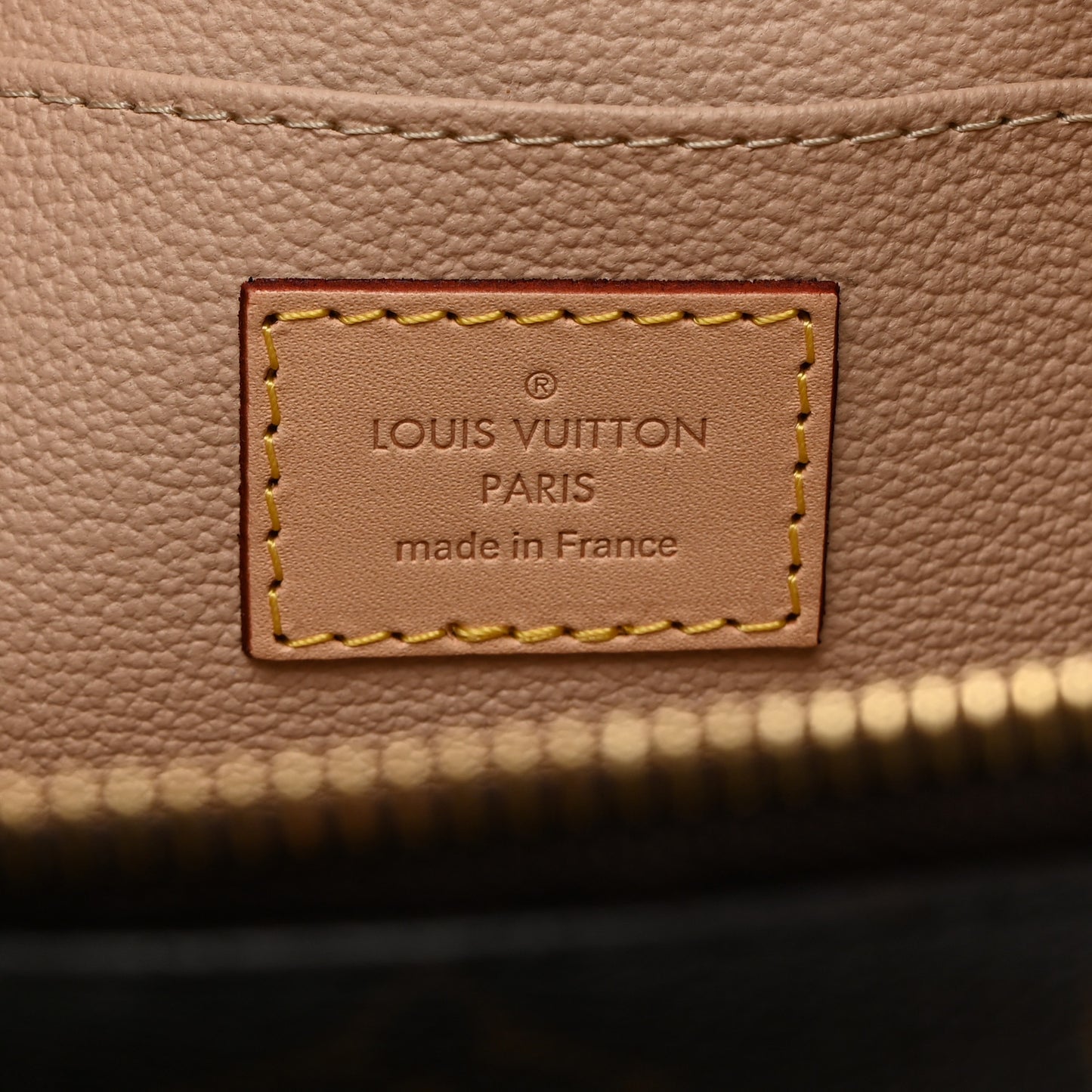 LOUIS VUITTON Monogram Cosmetic Pouch GM