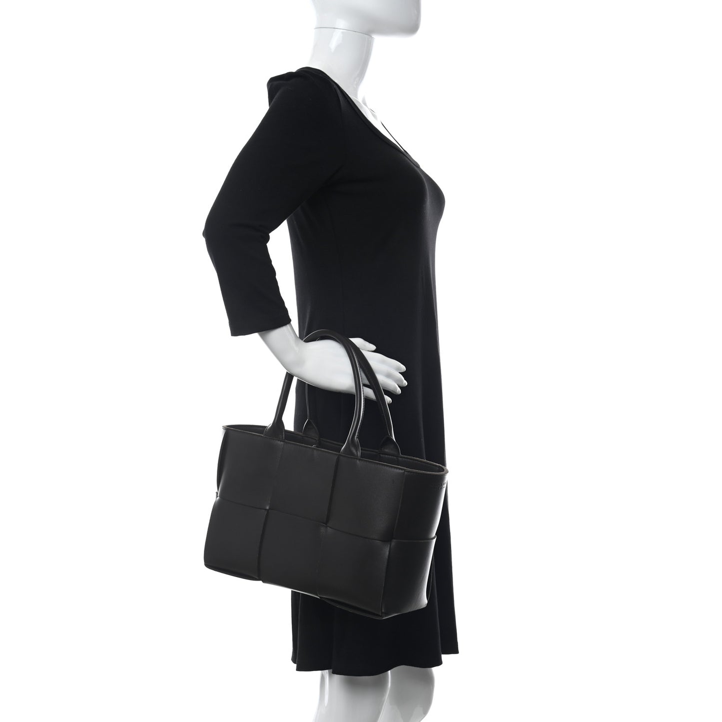 Nappa Maxi Intrecciato Medium Arco Tote Fondant