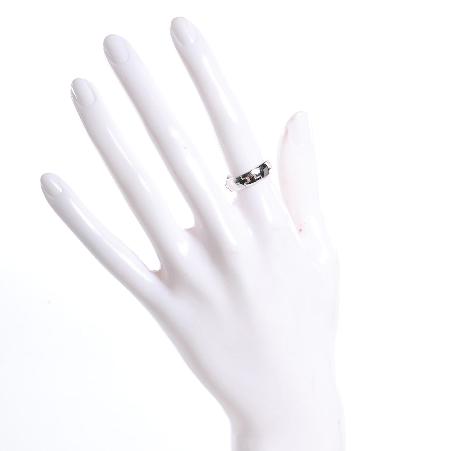 18K White Gold Hercules H Ring 51 5.5