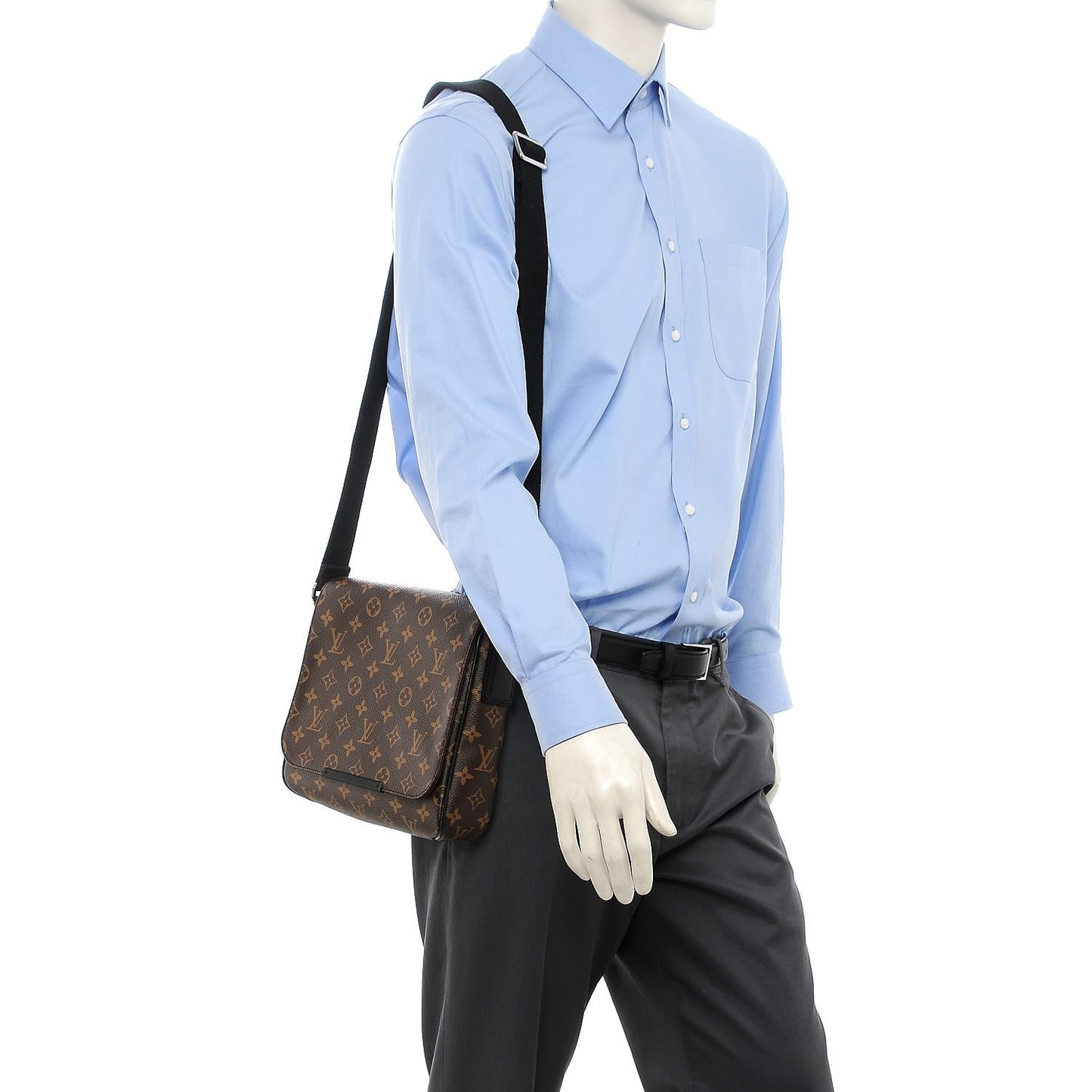Monogram Macassar District PM