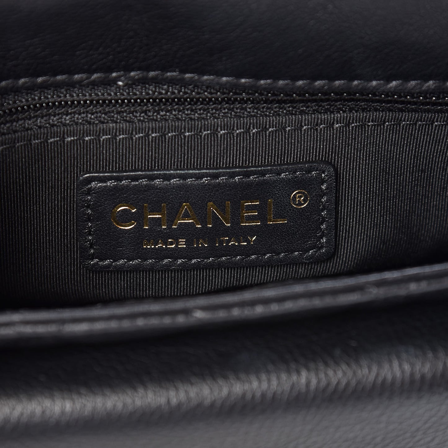 Grained Calfskin Quilted Messenger Flap Black