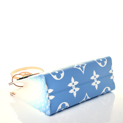 Louis Vuitton Monogram Giant By The Pool Onthego GM Blue 5 of 12