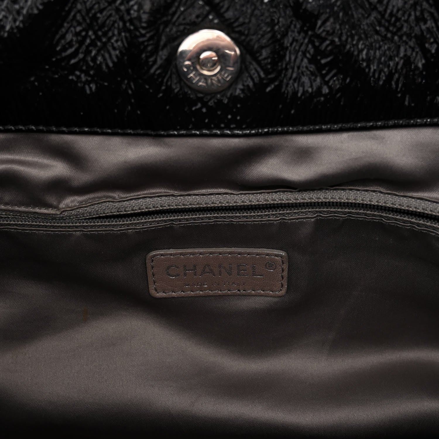 Chanel Vinyl Graphic Edge Tote Black 6 of 9