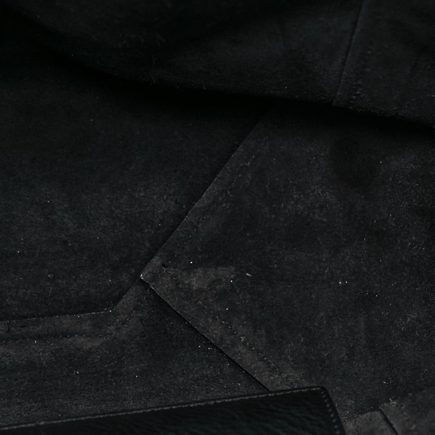 Soft Grained Calfskin Small Belt Cabas Phantom Black
