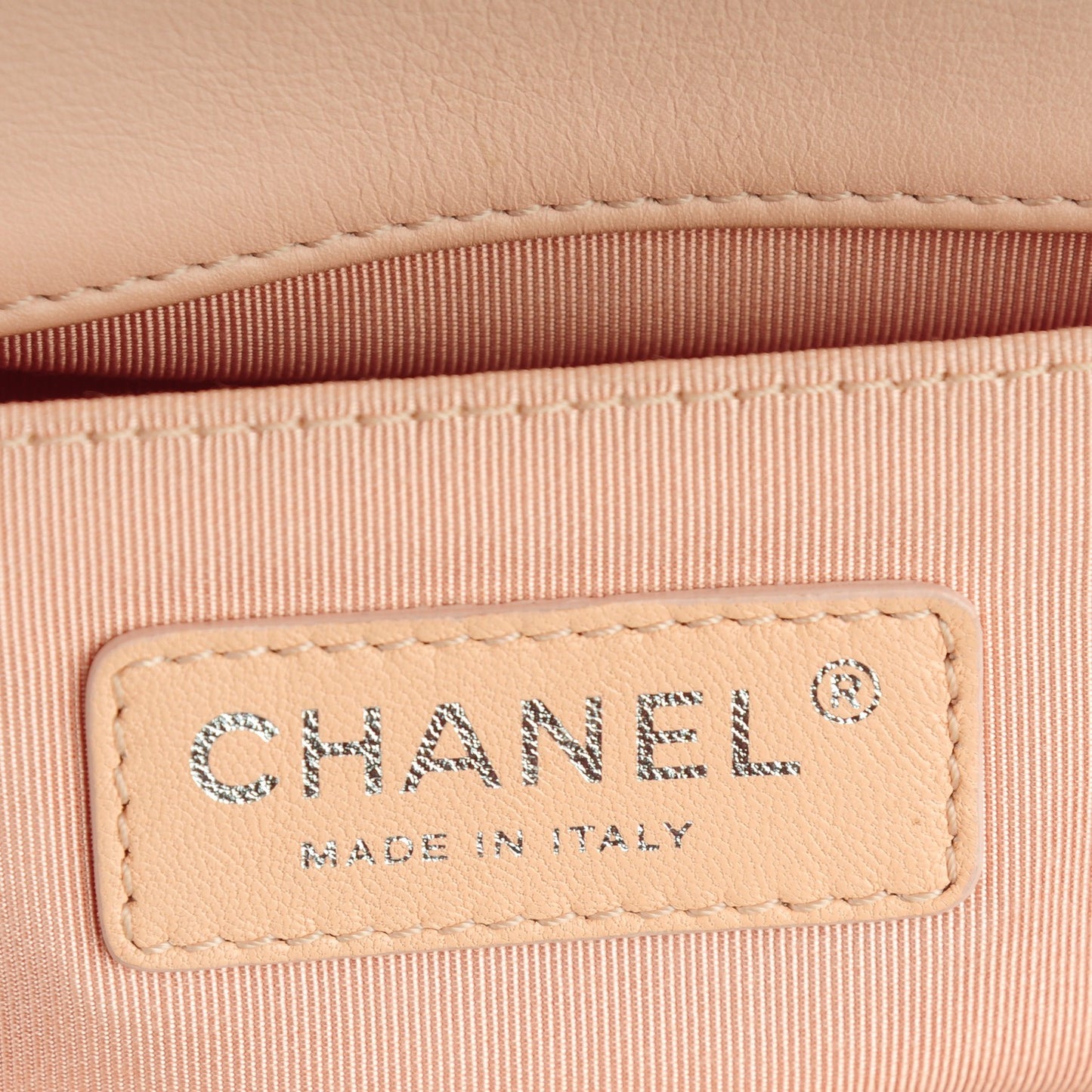 Lambskin Quilted Medium Boy Flap Light Pink