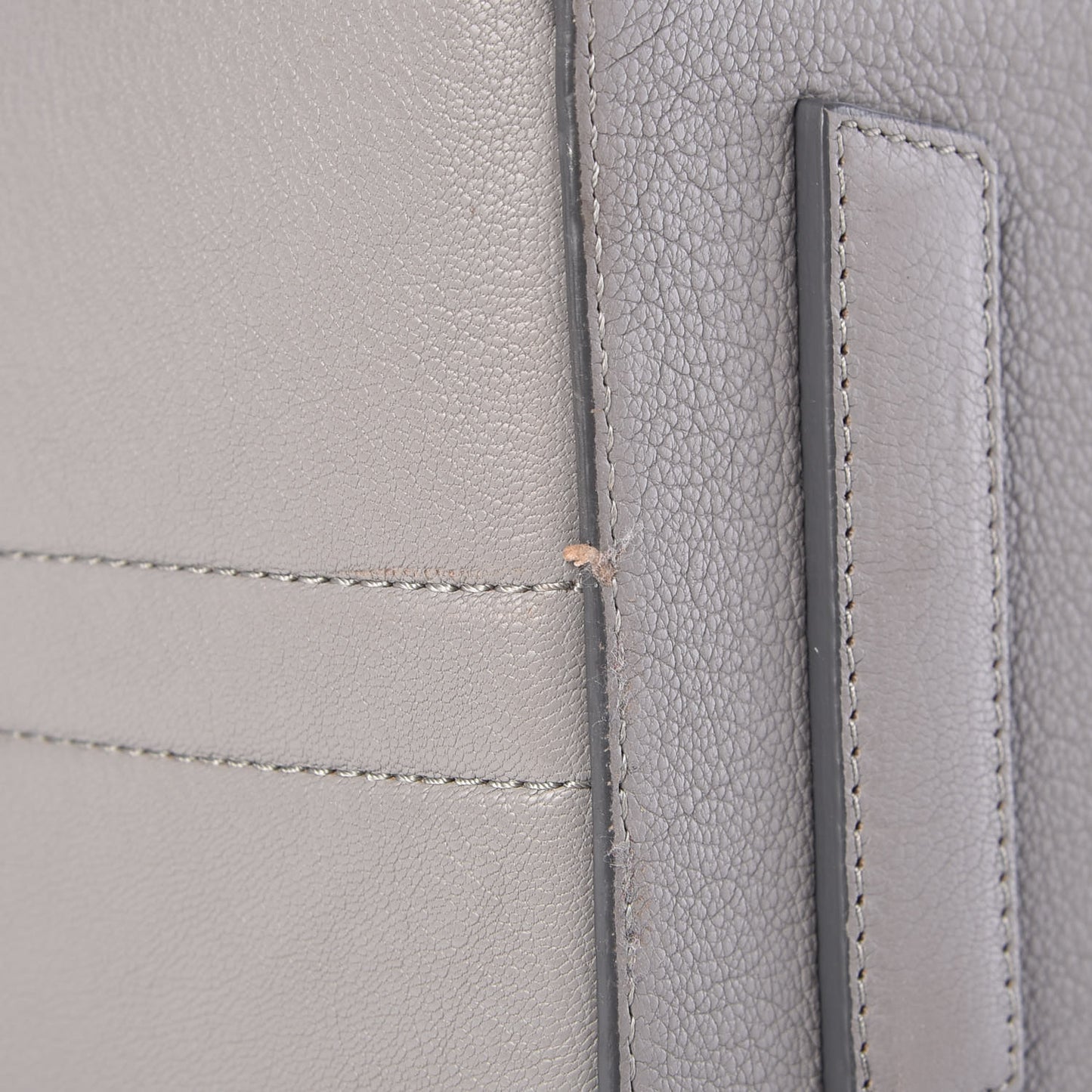 Sugar Goatskin Medium Antigona Pearl Grey