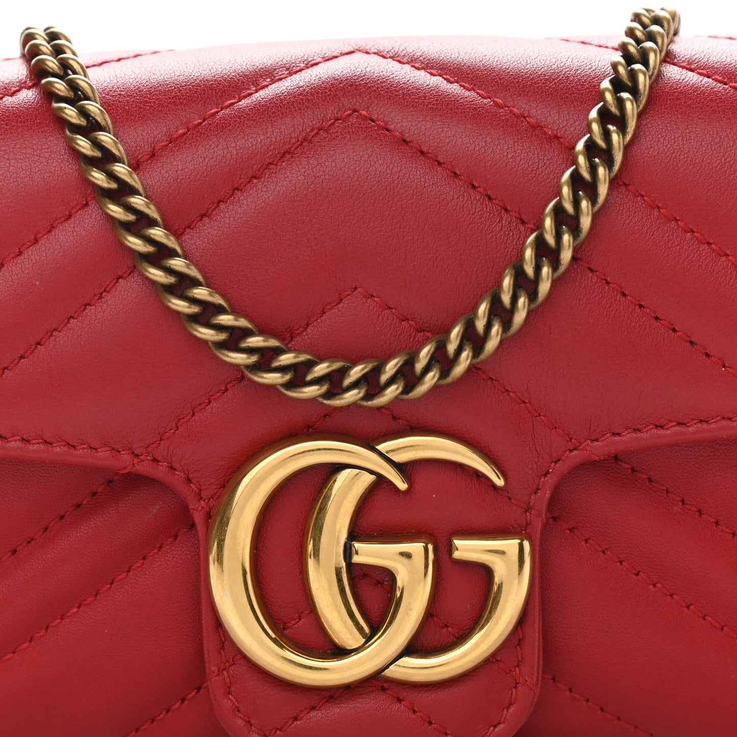 Calfskin Matelasse Super Mini GG Marmont Shoulder Bag Hibiscus Red