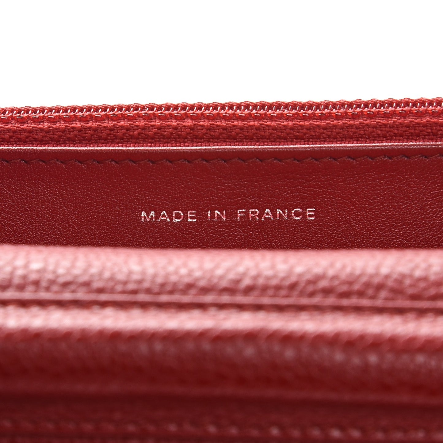 Caviar Quilted Wallet On Chain WOC Dark Red
