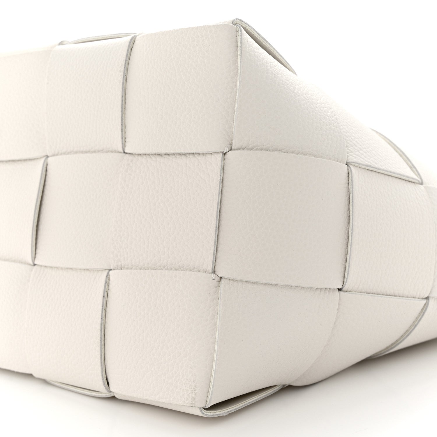 Bottega Veneta Lambskin Maxi Intrecciato Small Cassette Crossbody Bucket Bag White 9 of 9